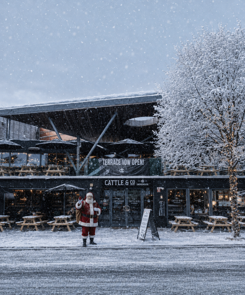 santa at cattle and co
